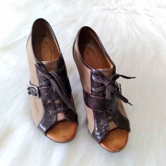 Anthropologie Shoes - Anthropologie Naya Kasha Brown Leather Buckle Peep Toe High Heel Booties Sz 7.5M